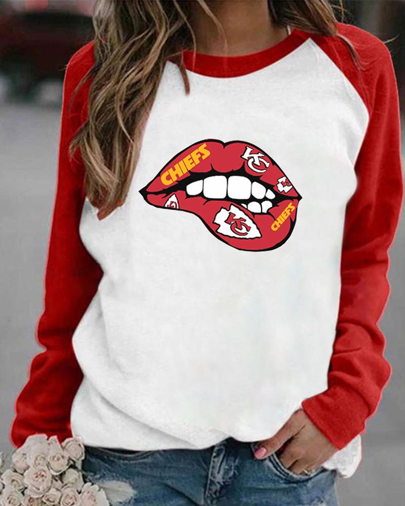 

Lip Letter Print Colorblock Long Sleeve Top, Red