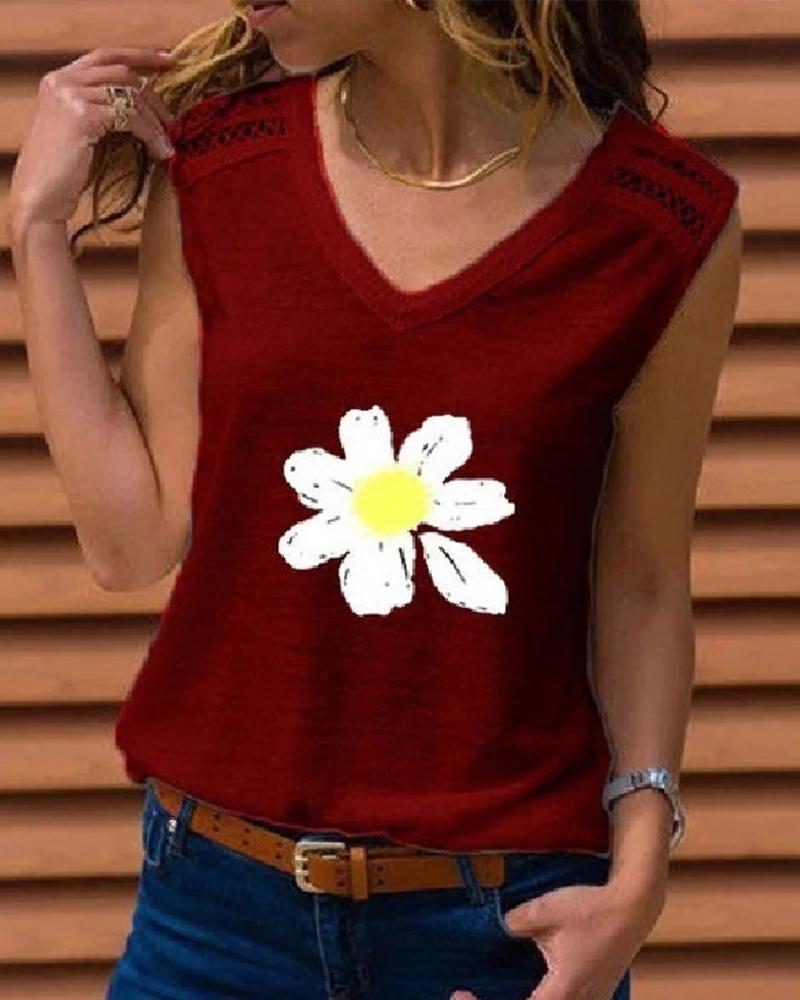 

Daisy Print Sleeveless Tank, Red