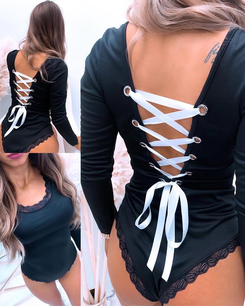 

Contrast Lace Grommet Eyelet Lace-Up V-Back Skinny Bodysuit, Black