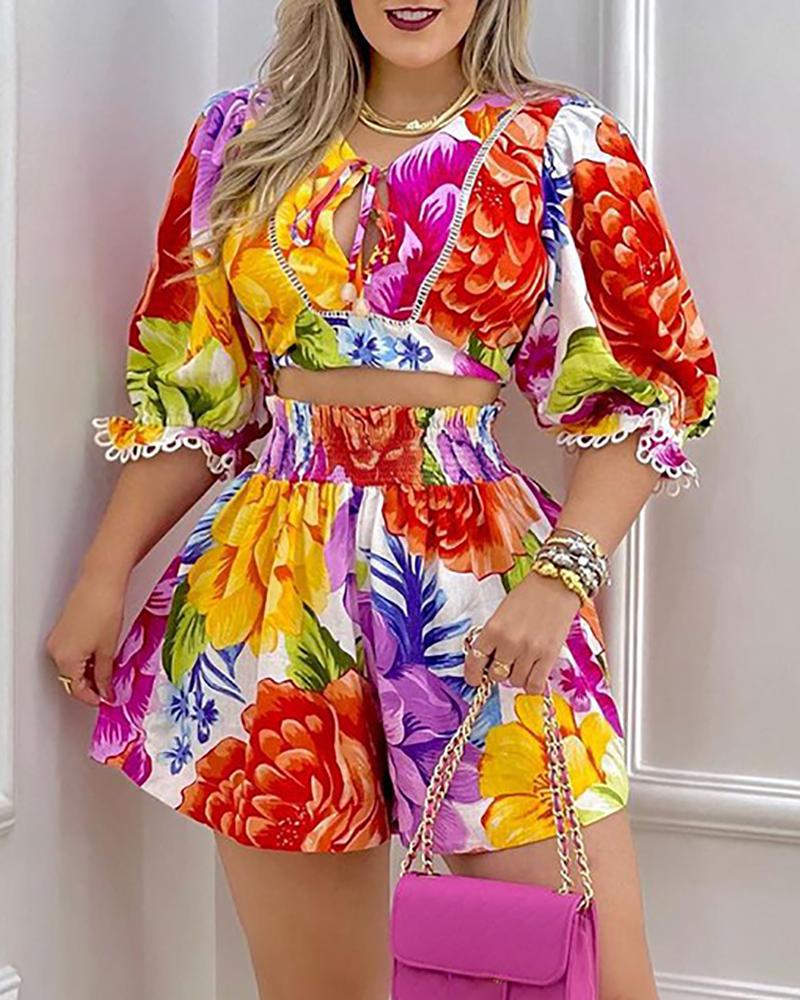 

Floral Print Puff Sleeve Top & Shorts Set, Multicolor