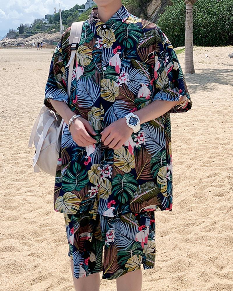 

Hawaii Floral Print Short Sleeve Button-up Shirts With Shorts Suit Sets, Multicolor