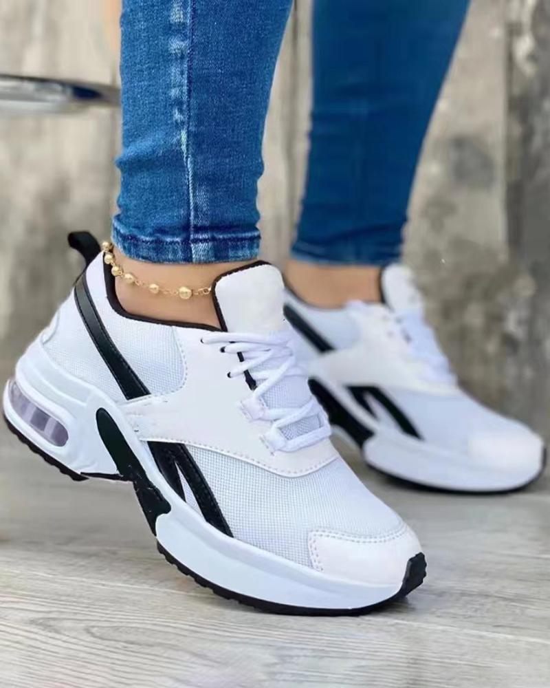 

Lace Up Casual Breathable Sneakers, White