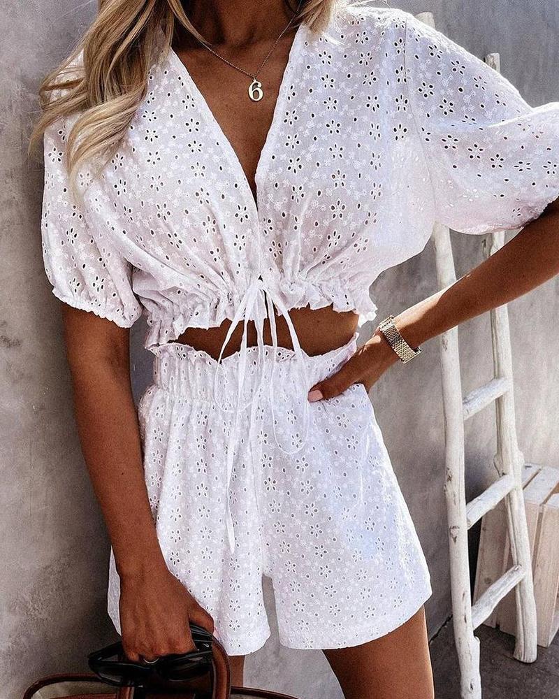 

Eyelet Embroidery Drastring Top & Frill Hem Shorts Set, White