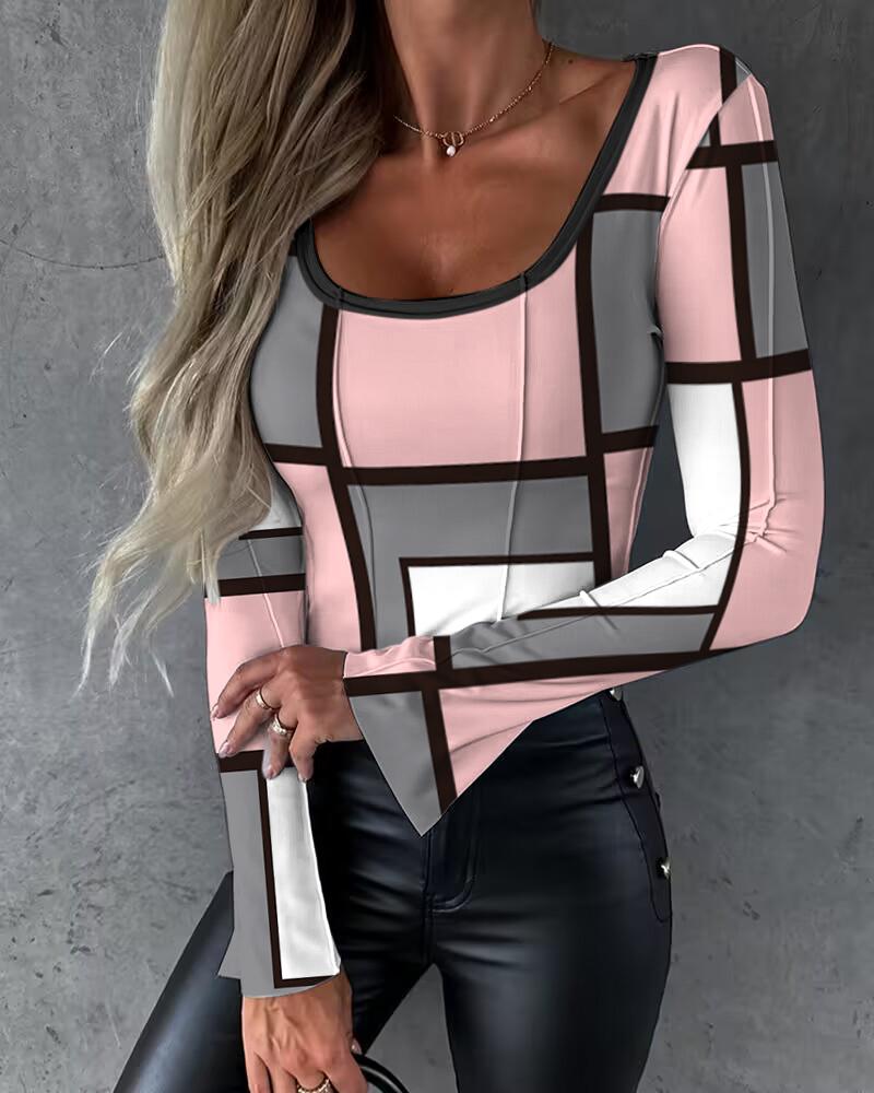 

Geometric Print Bell Sleeve Piping Top, Pink