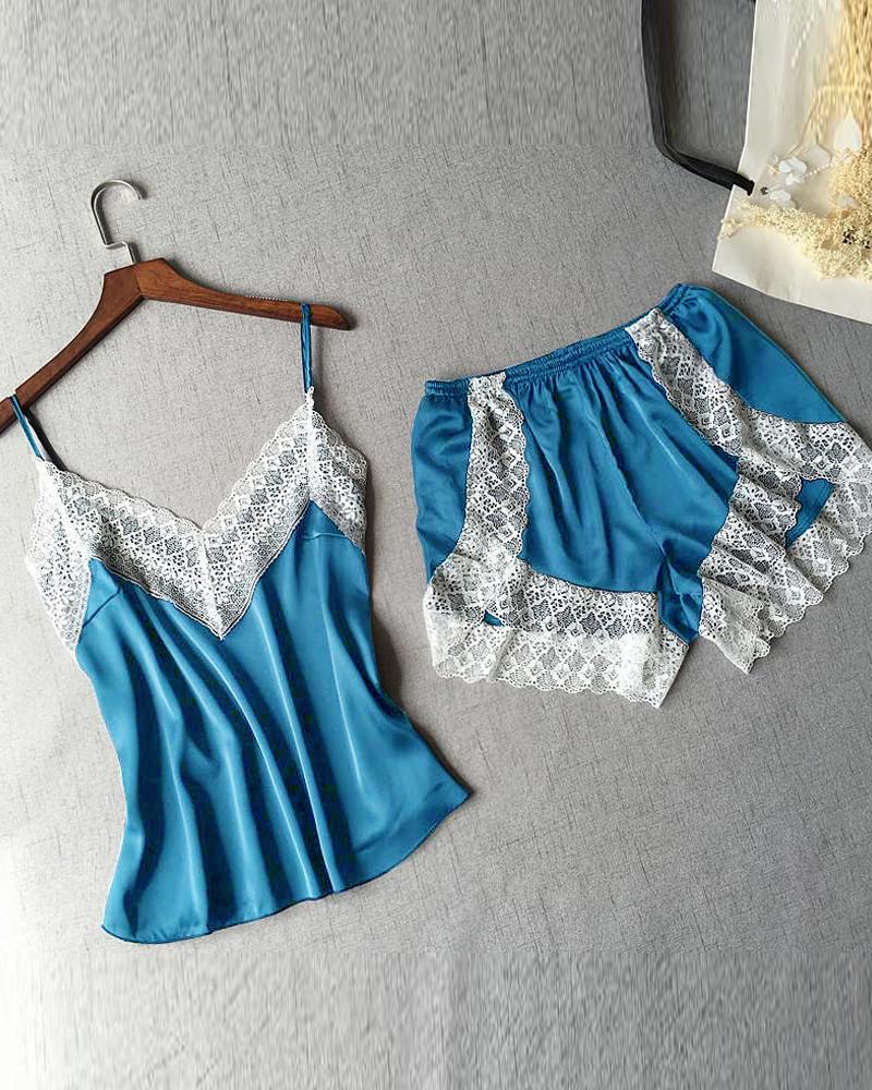 

Lace Detail Two-Piece Pajama Set, Blue