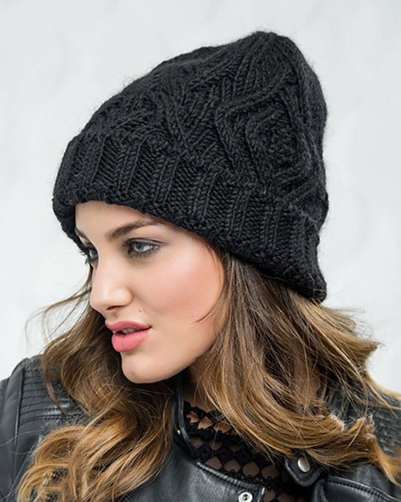 

Wram Braided Plain Beanie, Black