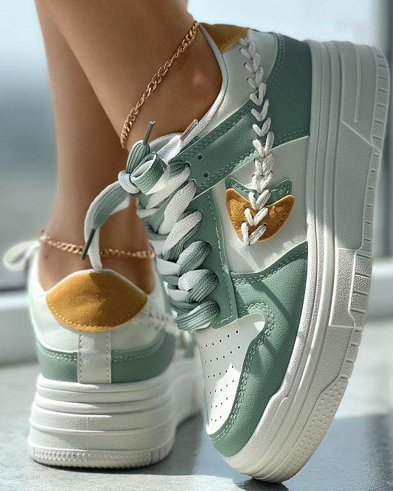 

Colorblock Eyelet Lace-up Platform Sneakers, Green
