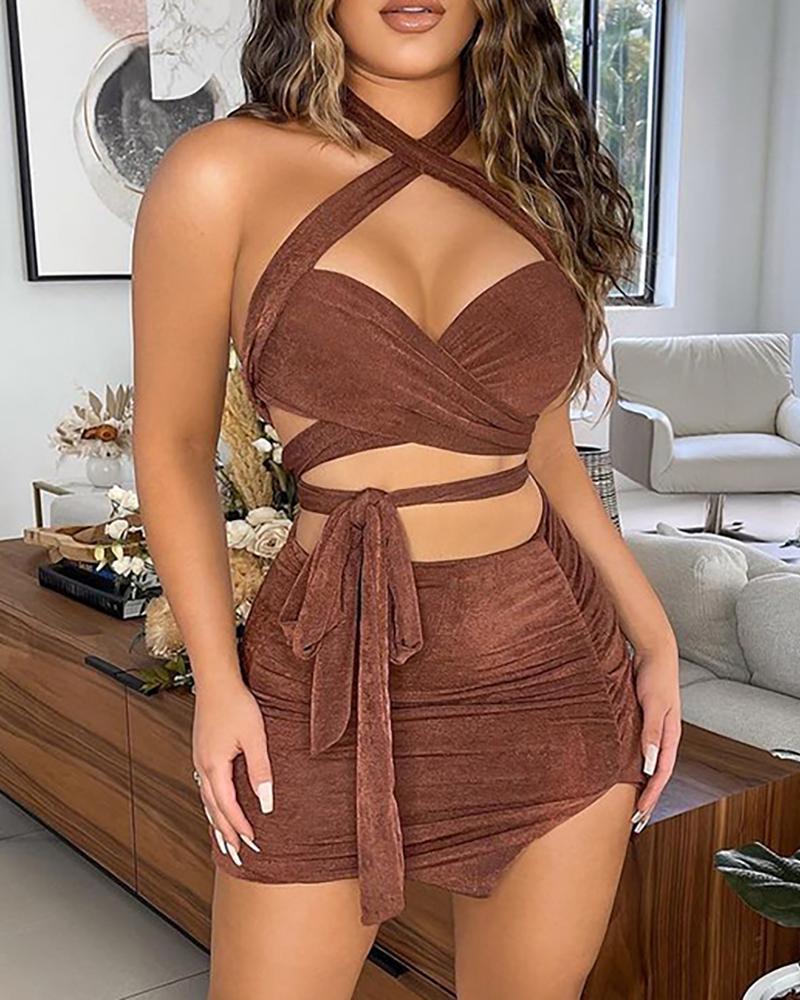 

Crisscross Cutout Plain Crop Top & Skirt Set, Dark brown