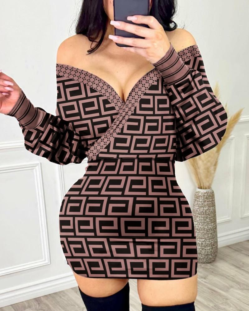 

Geometric Print Batwing Sleeve Bodycon Dress, Brown