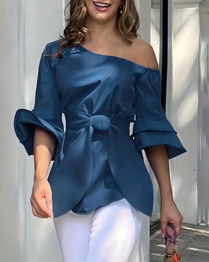 

Cold Shoulder Layered Sleeve Top, Blue