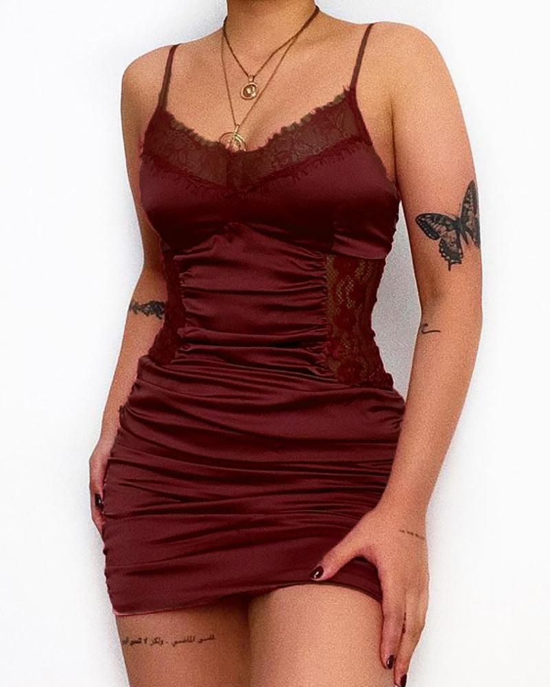 

Lace Patch Spaghetti Strap Ruched Bodycon Dress, Wine red
