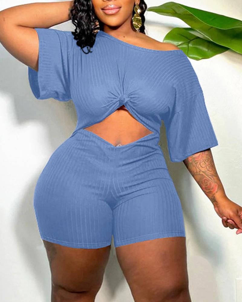 

Short Sleeve Cutout Front Ribbed Romper, Blue
