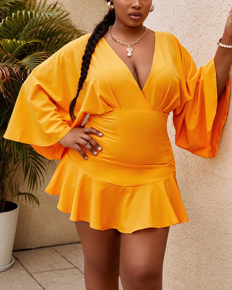 

Bell Sleeve Backless Ruffle Hem Casual Dress, Yellow