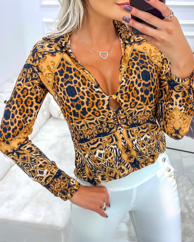 

Cheetah Print O-Ring Long Sleeve Top, Leopard