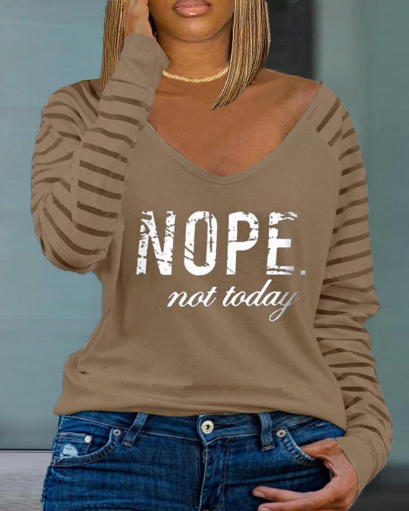 

Plus Size Slogan Print Zipper Design Contrast Mesh Top, Khaki