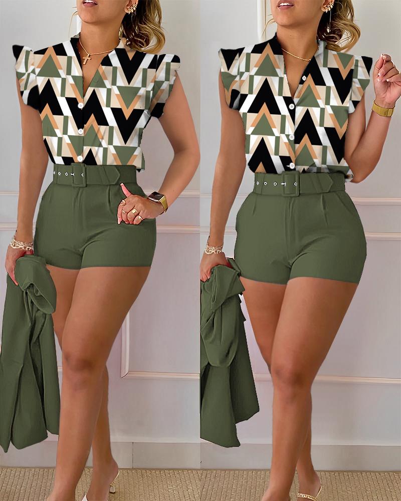 

Geometric Print Flutter Sleeve Top & Shorts Set, Green