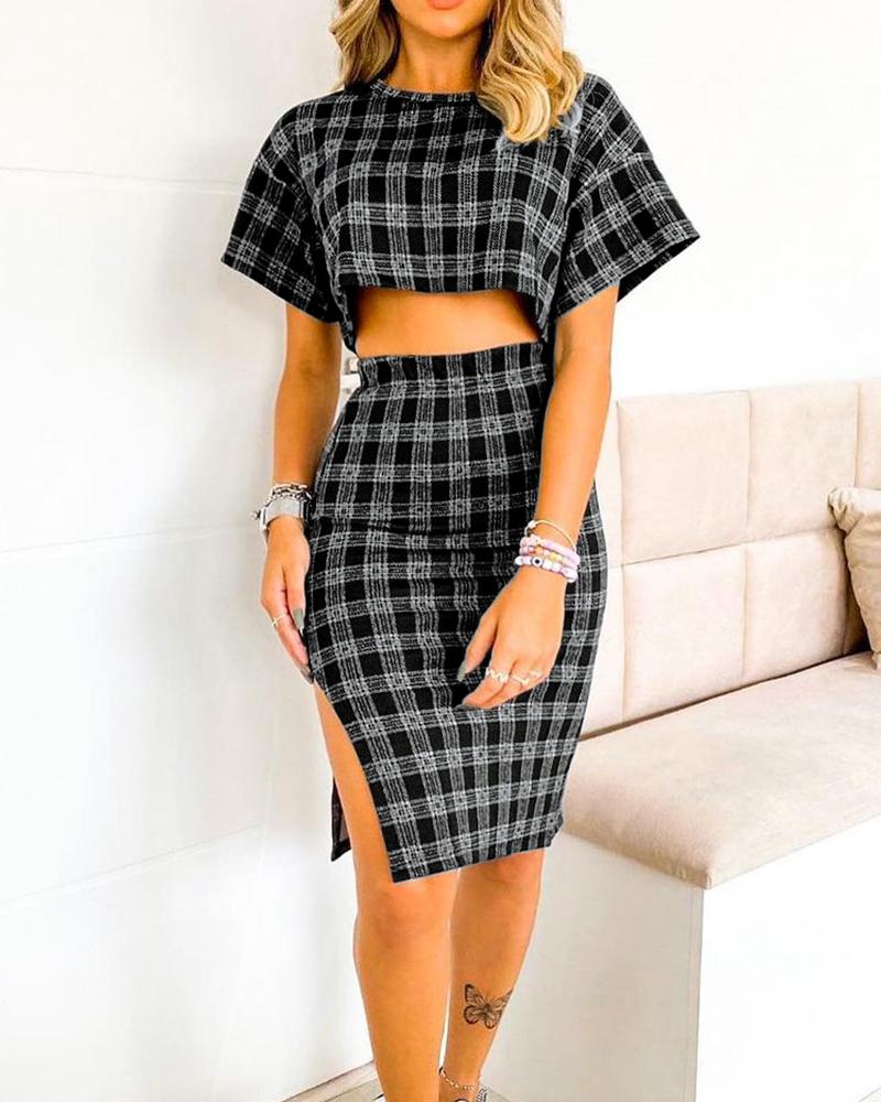 

Plaid Print Short Sleeve Crop Top & Slit Skirt Set, Black