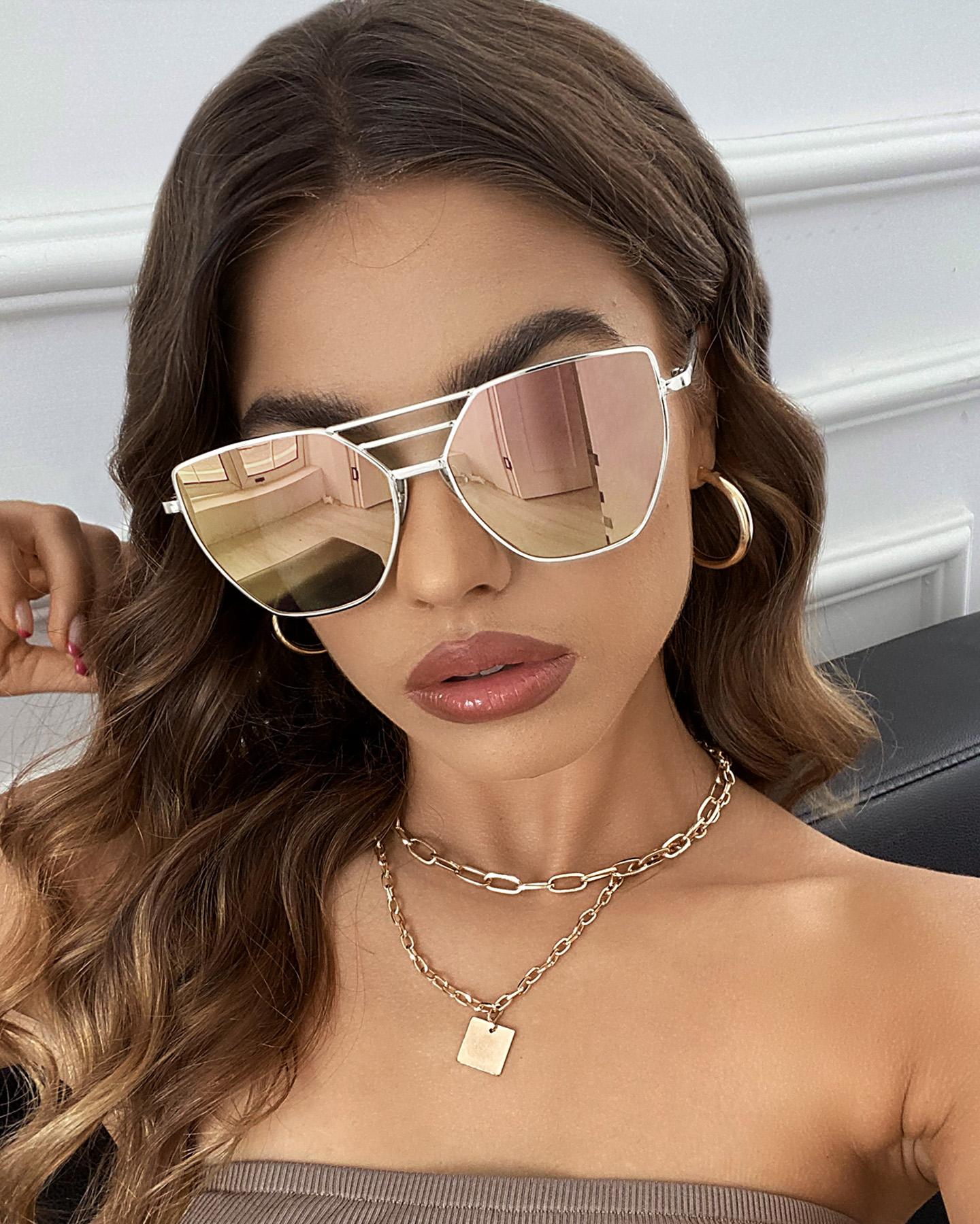

Metal Frame Irregular Lens Sunglasses, Pink