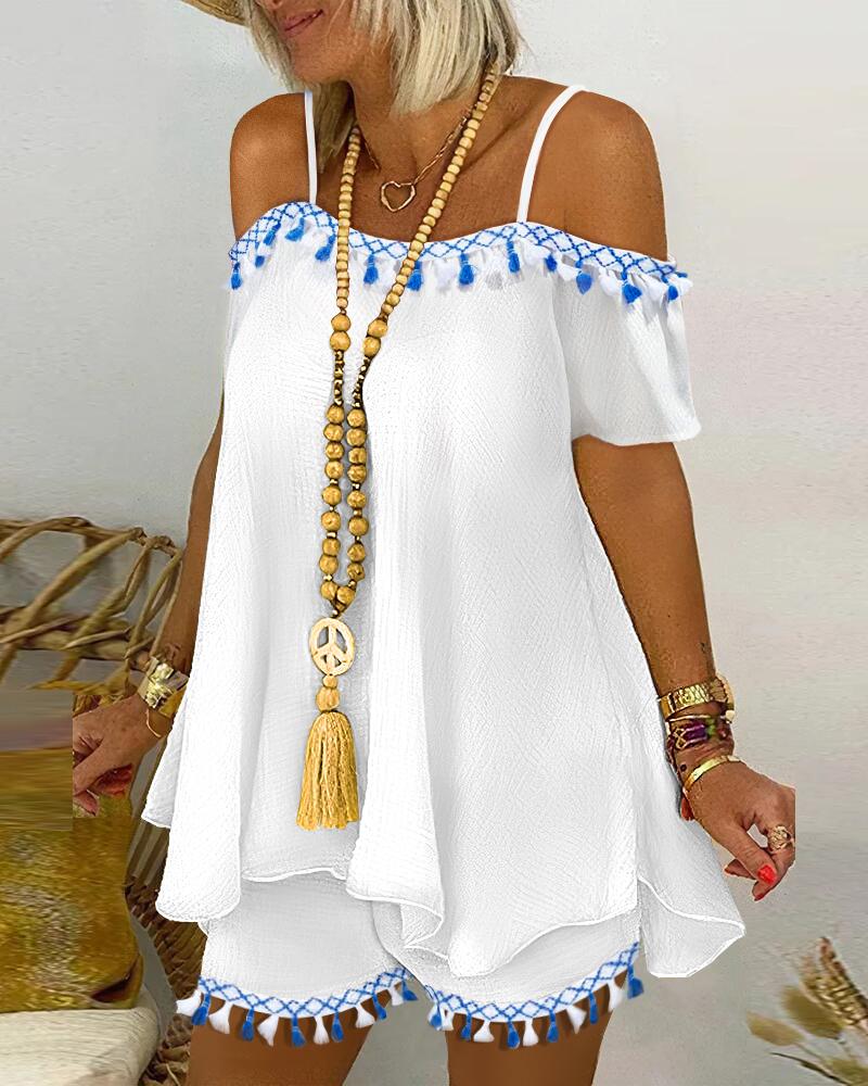 Cold Shoulder Flowy Top & Tassel Design Shorts Set