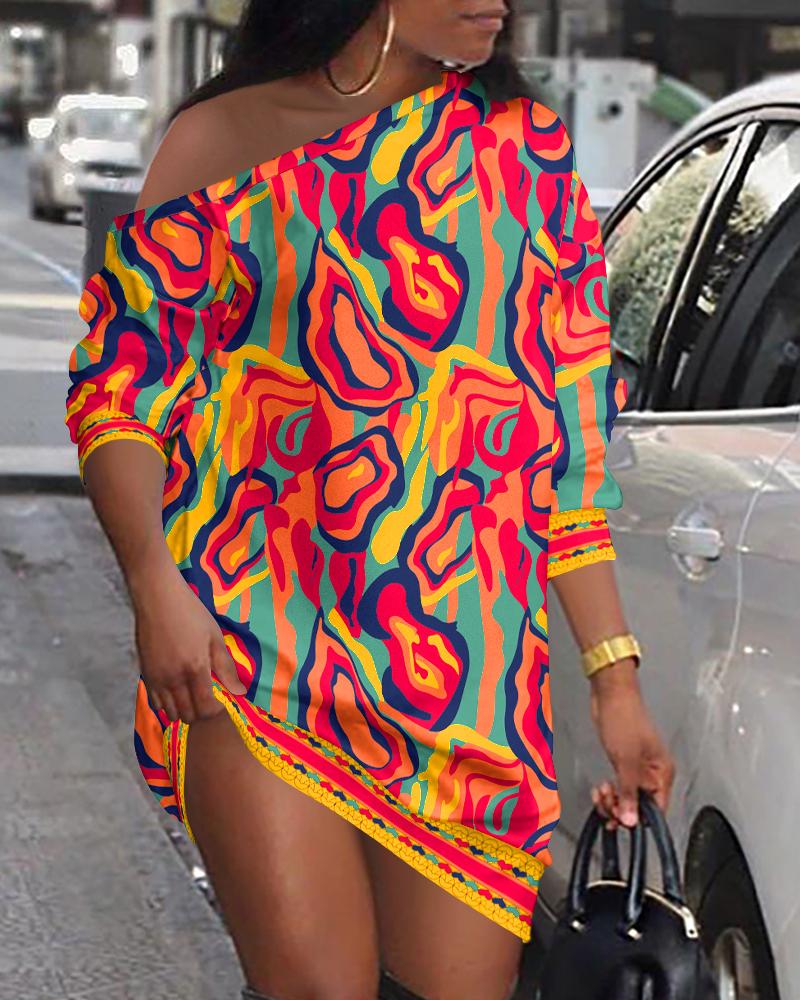 

Multi-Color Abstract Print Skew Neck Casual Dress, Multicolor