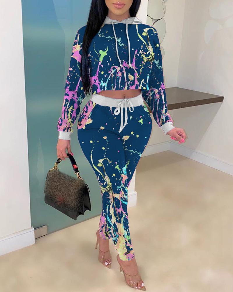 

Camouflage / Tie Dye / Floral Print Colorblock Hooded Top & Drawstring Pants Set, Dark blue
