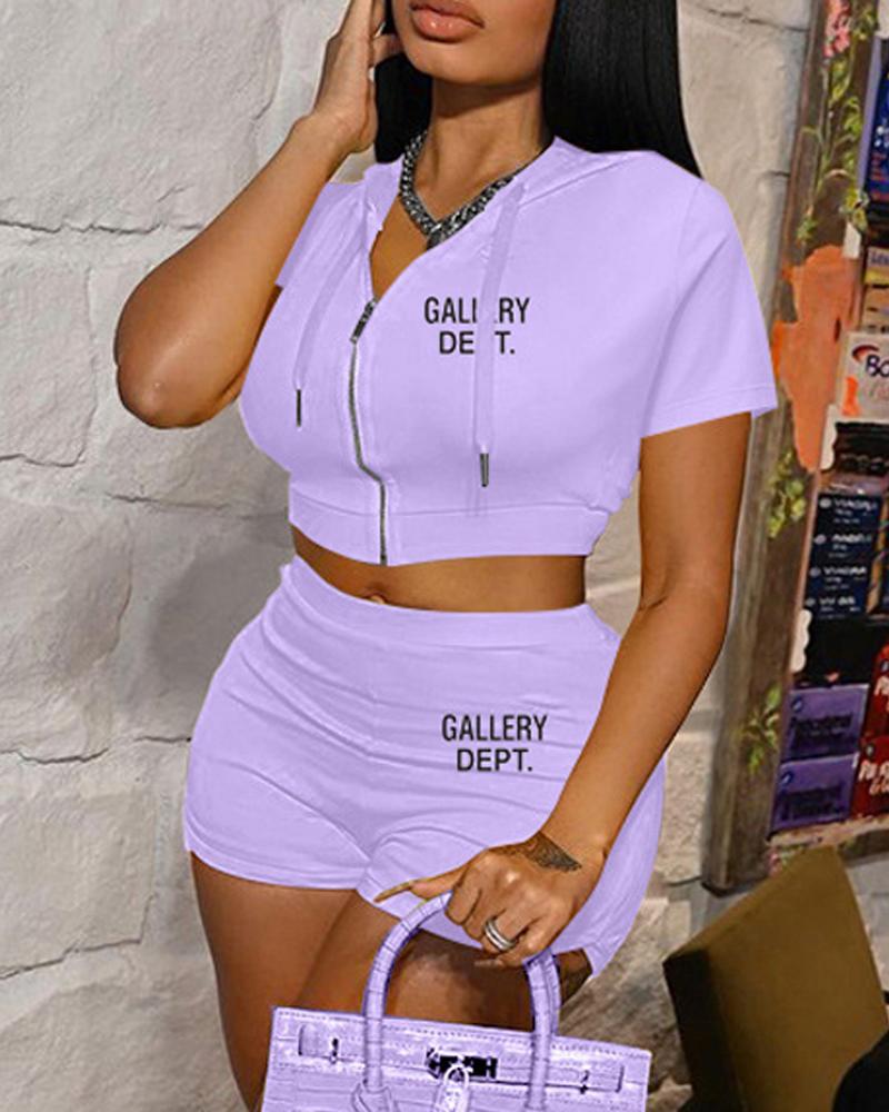 

Gallery Dept Print Hooded Zip Up Crop Top & Shorts Set, Purple