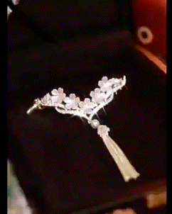 

1pc Sakura Twisted Pearl Tassel Design Hair Clip, Gold