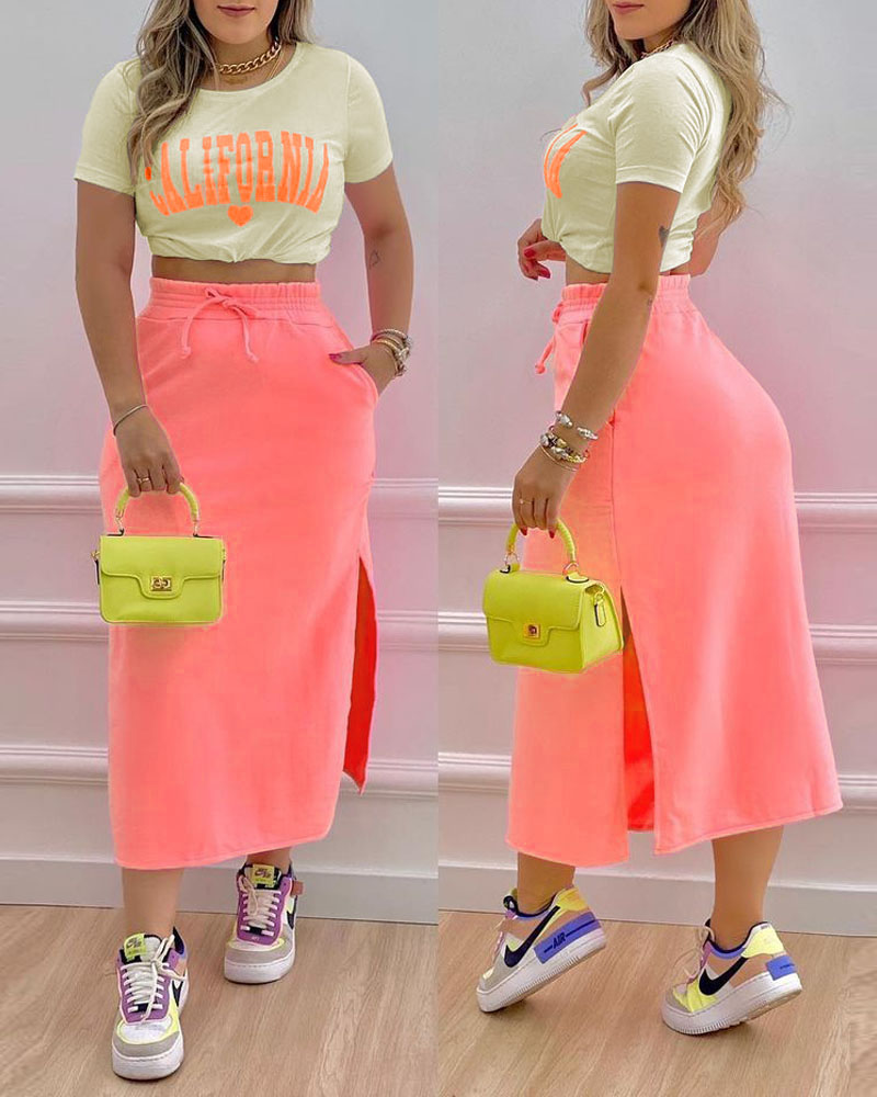 

Letter Print T-shirt & Split Hem Drawstring Skirt Set, Orange