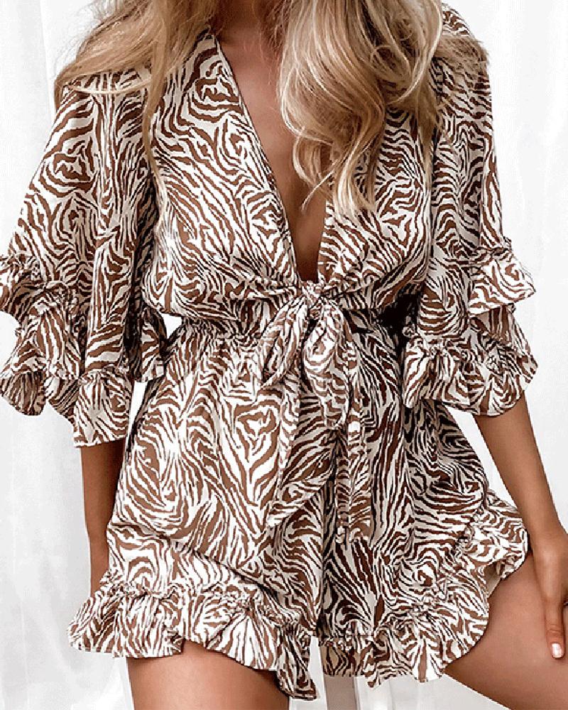 

Zebra Stripe Pattern Print Ruffles Tie Front Dress, Brown
