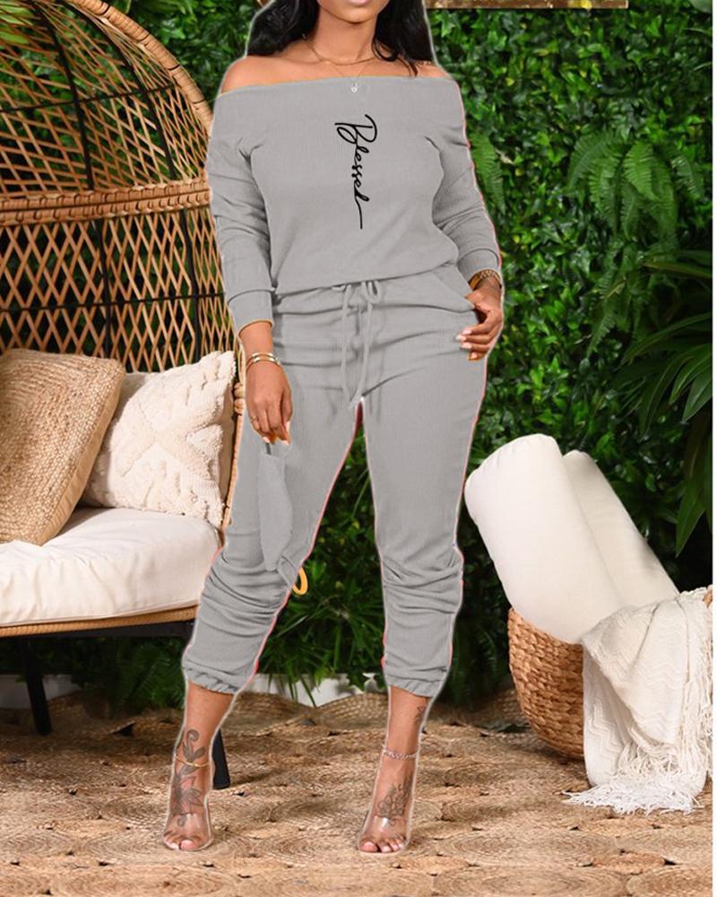 

Letter Print Off Shoulder Top & Drawstring Pants Set, Gray