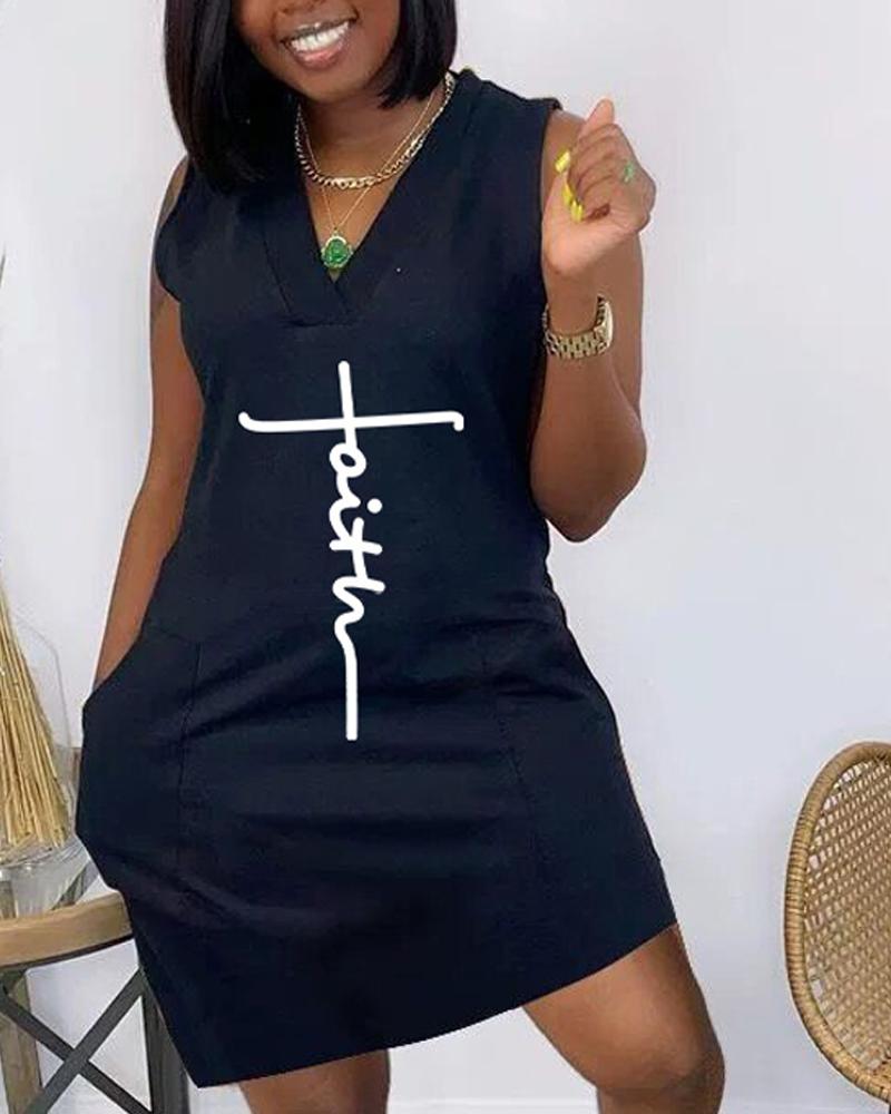 

Letter Print Pocket Detail Sleeveless Casual Dress, Black