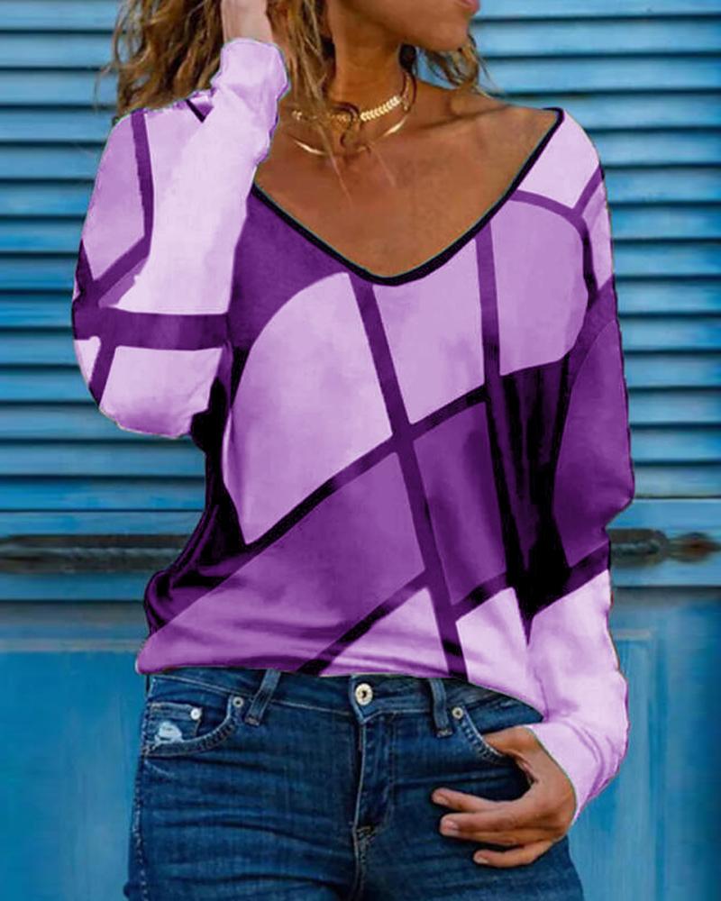 

Plus Size Geometric Print Long Sleeve V-Neck Top, Purple