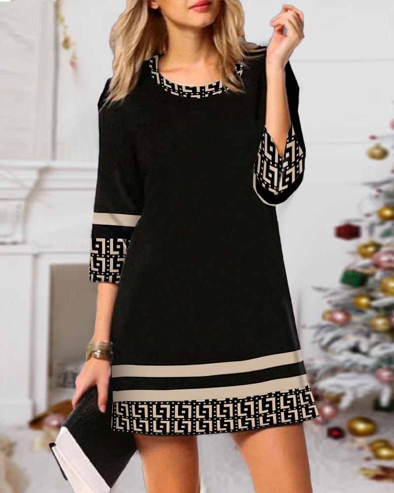 

Geometric Print Round Neck Casual Dress, Black