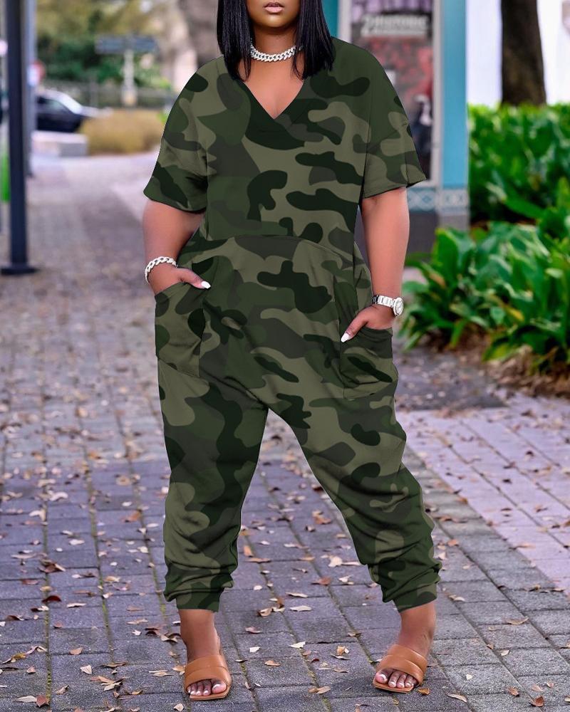 

Plus Size Camouflage Print Pocket Detail Jumpsuit, Green