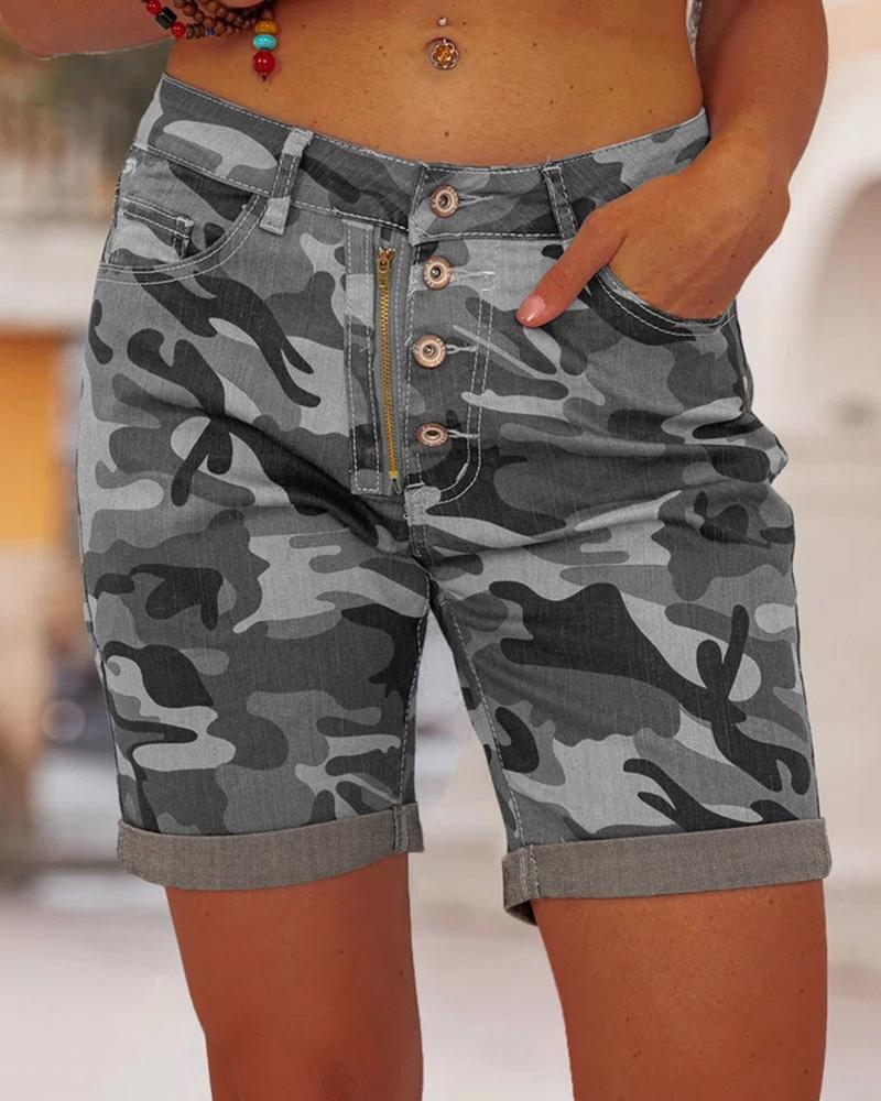 

Camouflage Print Buttoned Denim Shorts, Gray
