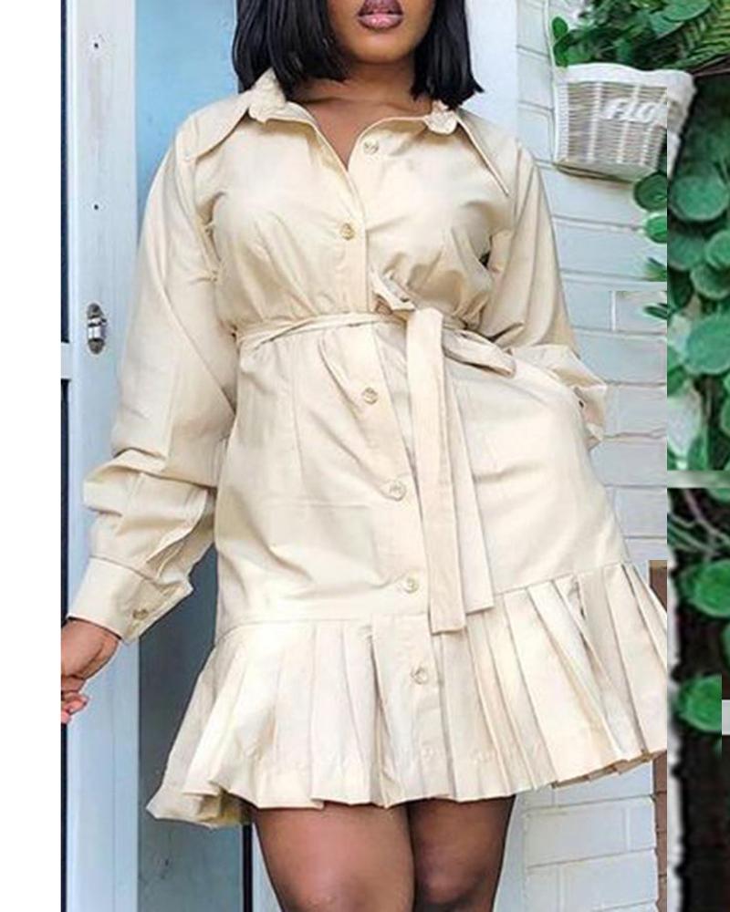 

Buttoned Pocket Design Pleated Shirt Dress With Belt, Beige