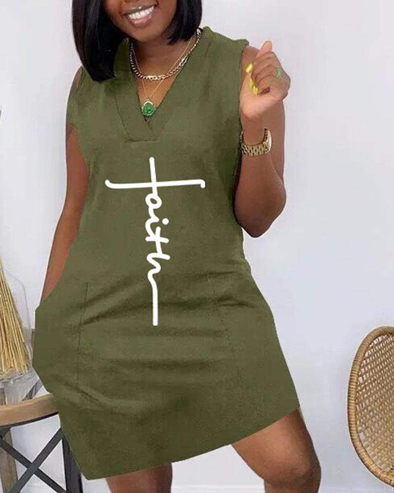 

Letter Print Pocket Detail Sleeveless Casual Dress, Army green