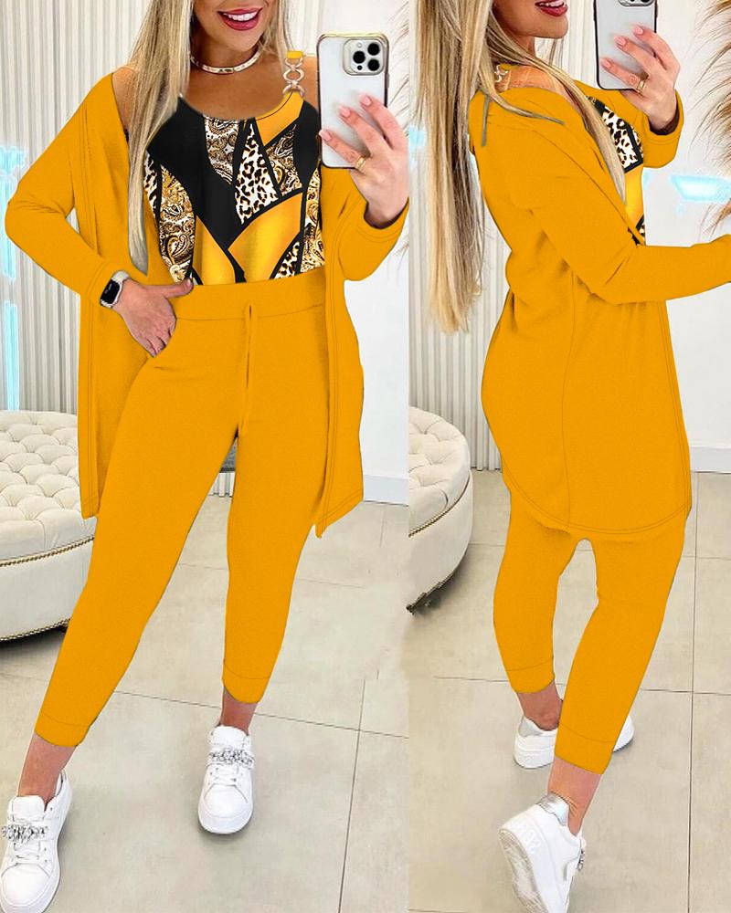 

Baroque Leopard Print Chain Decor Tank Top & Pants Set With Coat, Yellow