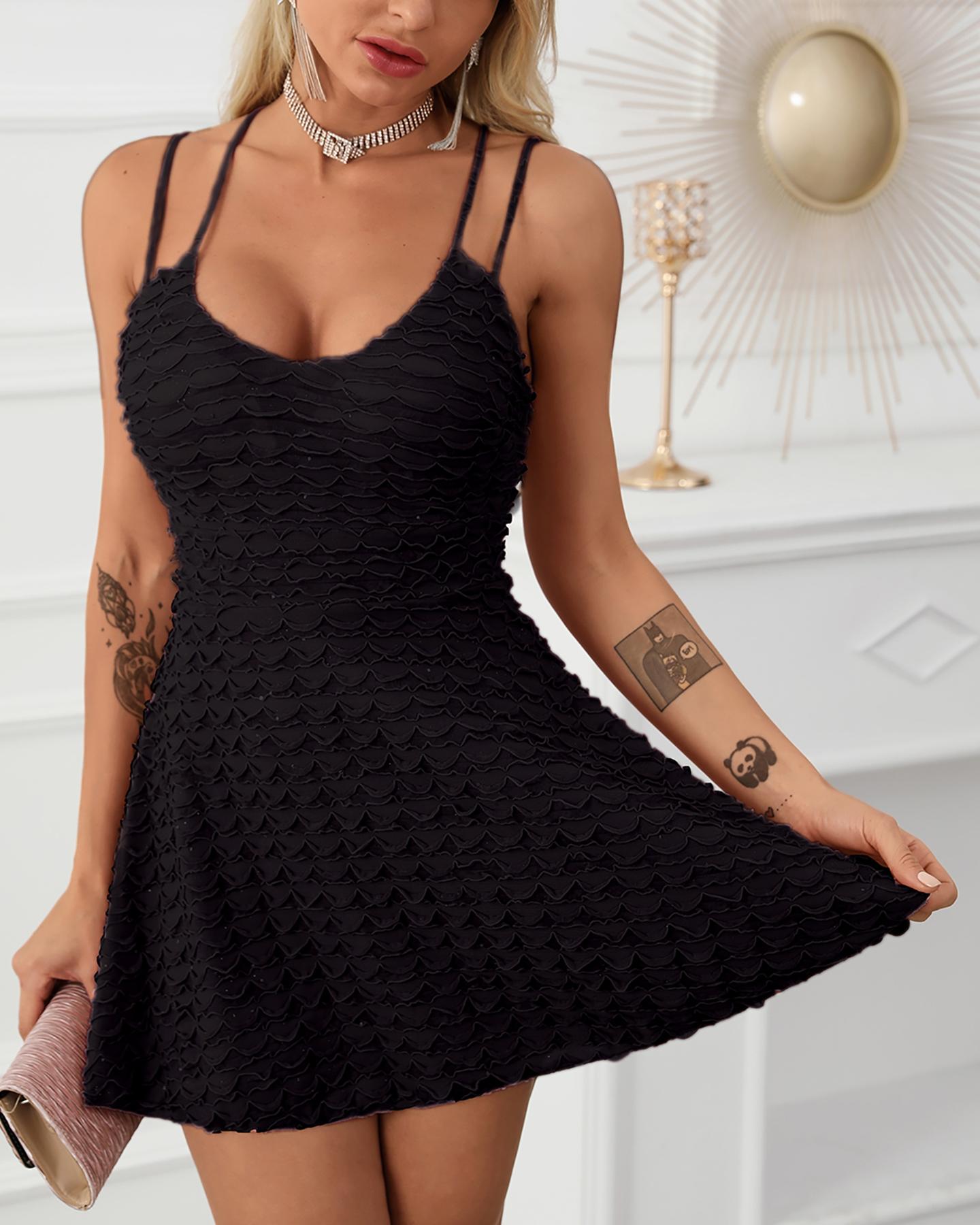 

Frill Hem Crisscross Backless Double Strap Dress, Black