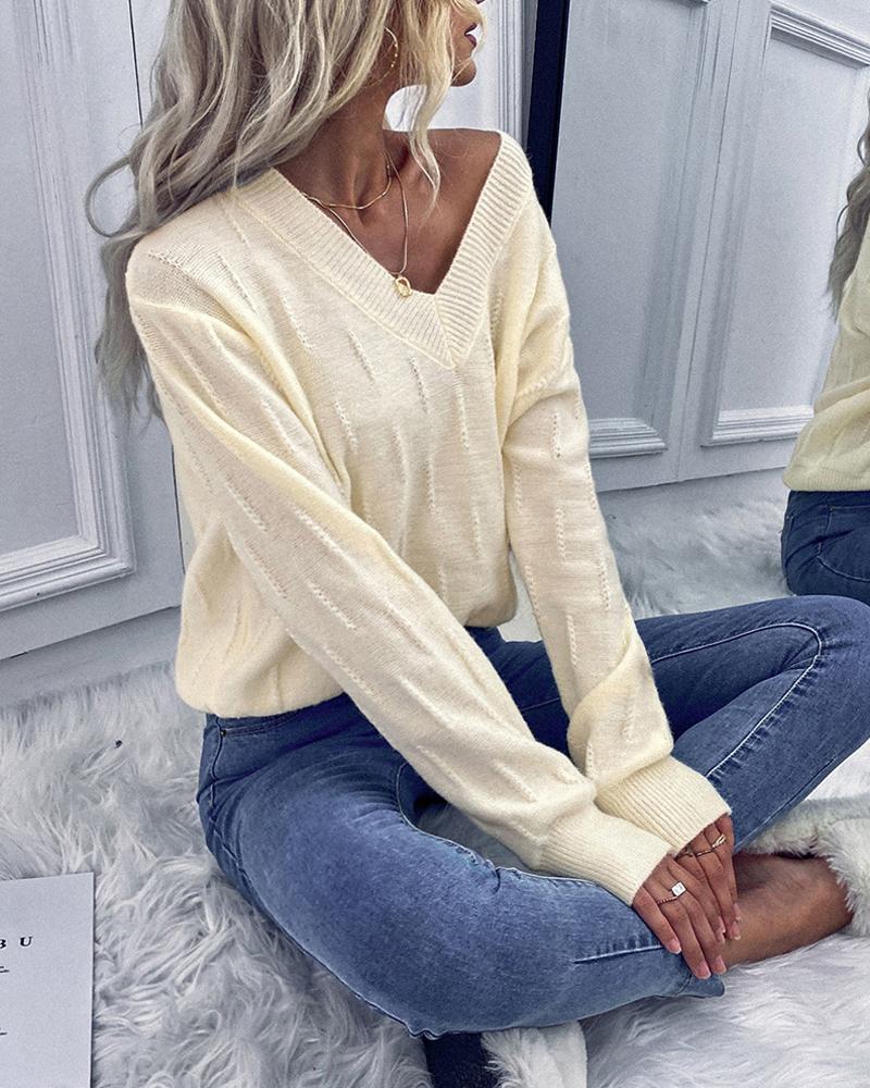

Long Sleeve V-Neck Textured Knit Sweater, White