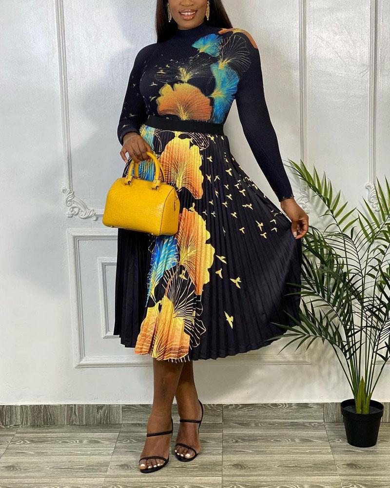

Leaf Print Long Sleeve Top & Pleated Skirt Set, Black