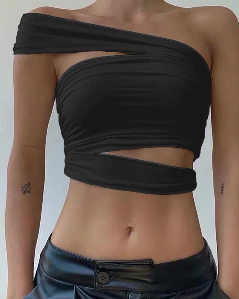 

Off Shoulder Cutout Irregular Crop Top, Black
