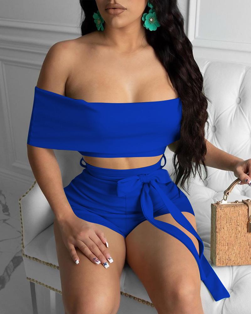 

Off Shoulder Solid Crop Top & Short Pant, Blue