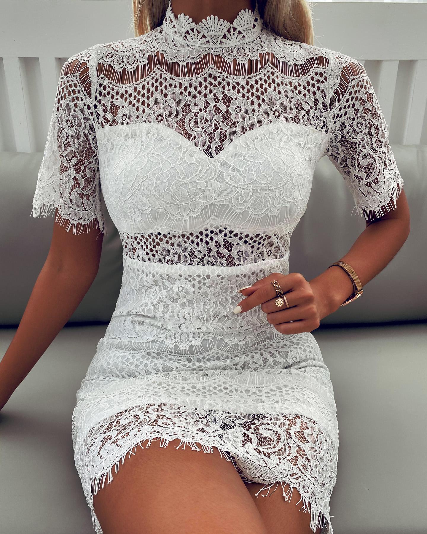 

Short Sleeve Eyelash Lace Dress, White