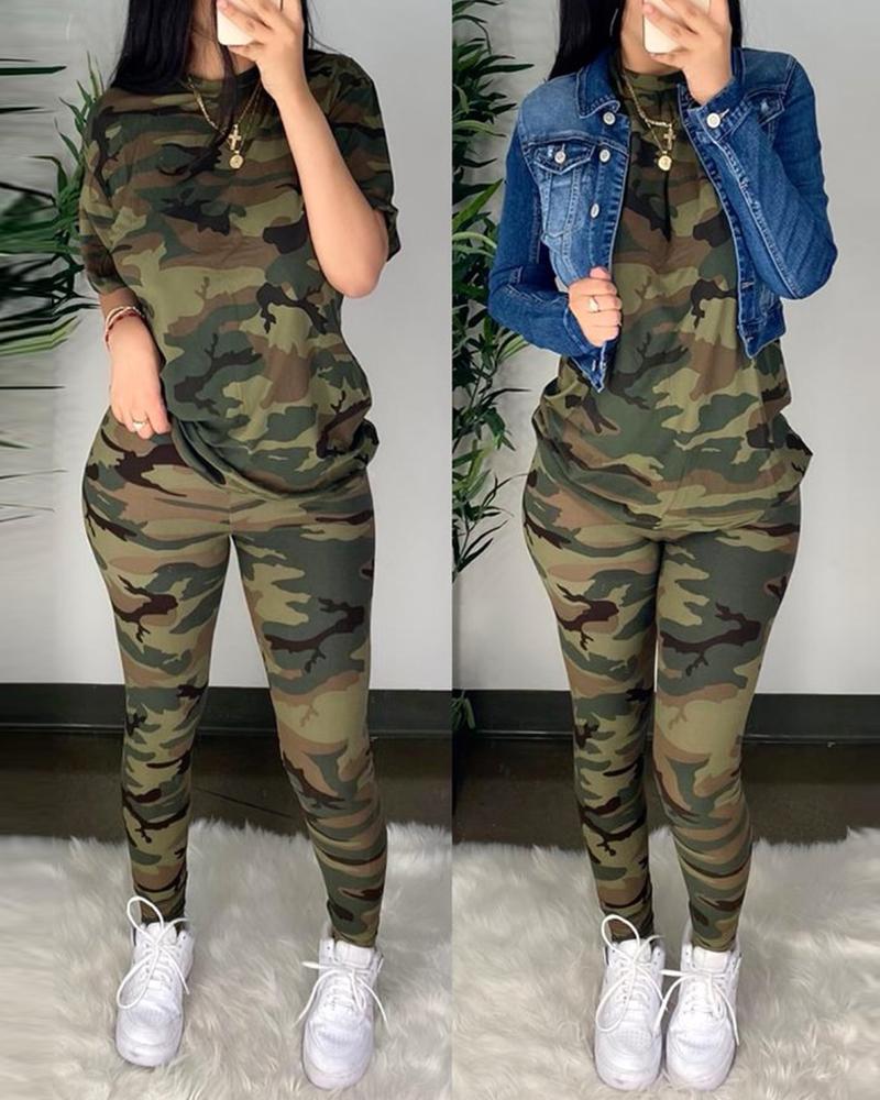 

Camouflage Half Sleeve Top & Fitted Pants Set, Camoflage