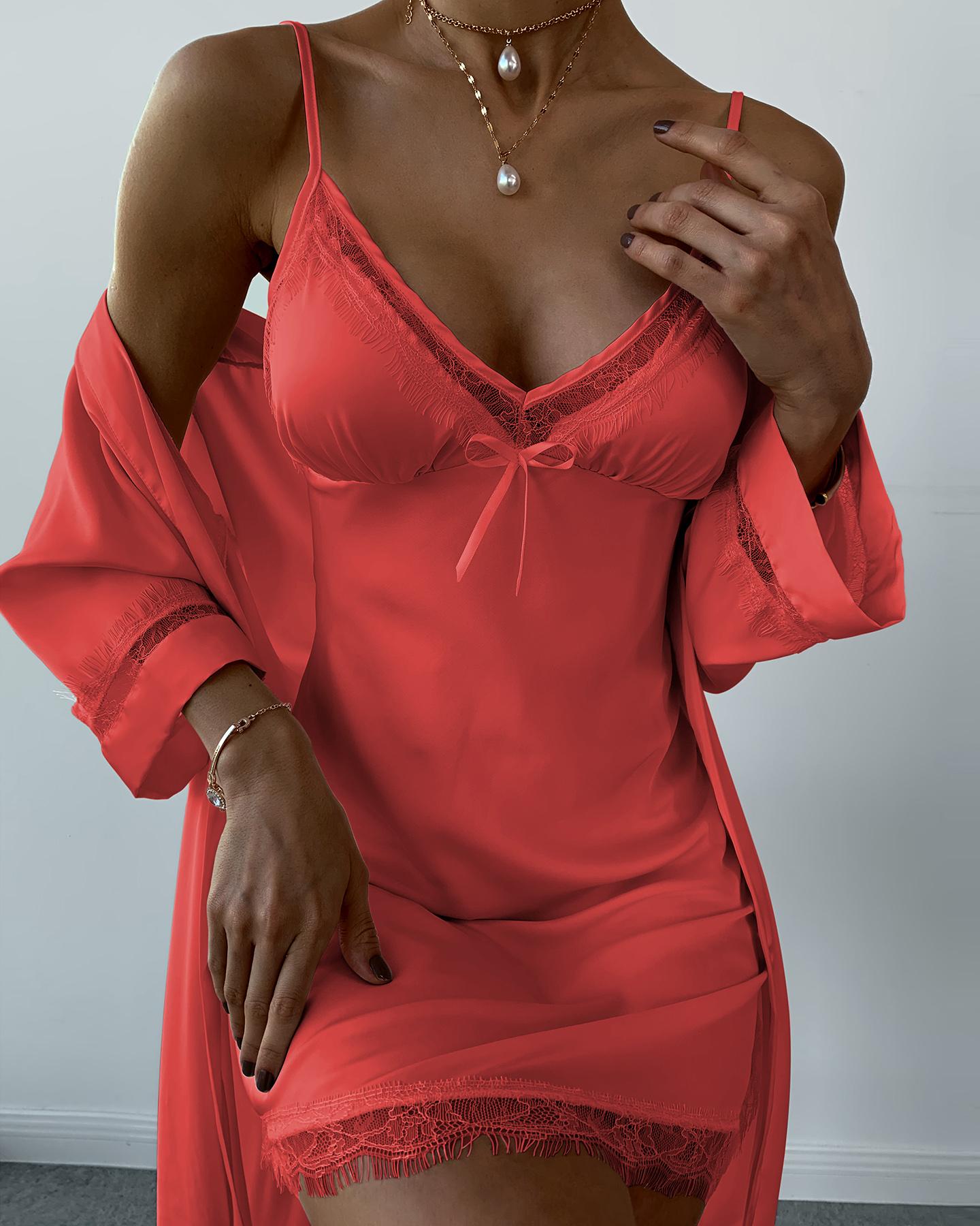 

Lace Trim Satin Padded Robe & Gown Set, Red