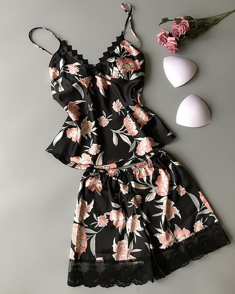 

Spaghetti Strap Floral Print Trim Cami Set, Black