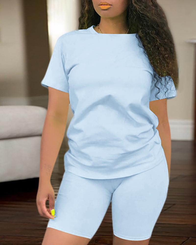 

Plus Size Casual T-shirt & Shorts Set, Lighted blue