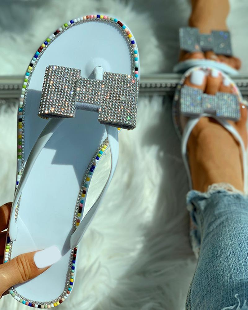 

Toe Post Studded Flat Slipper, White