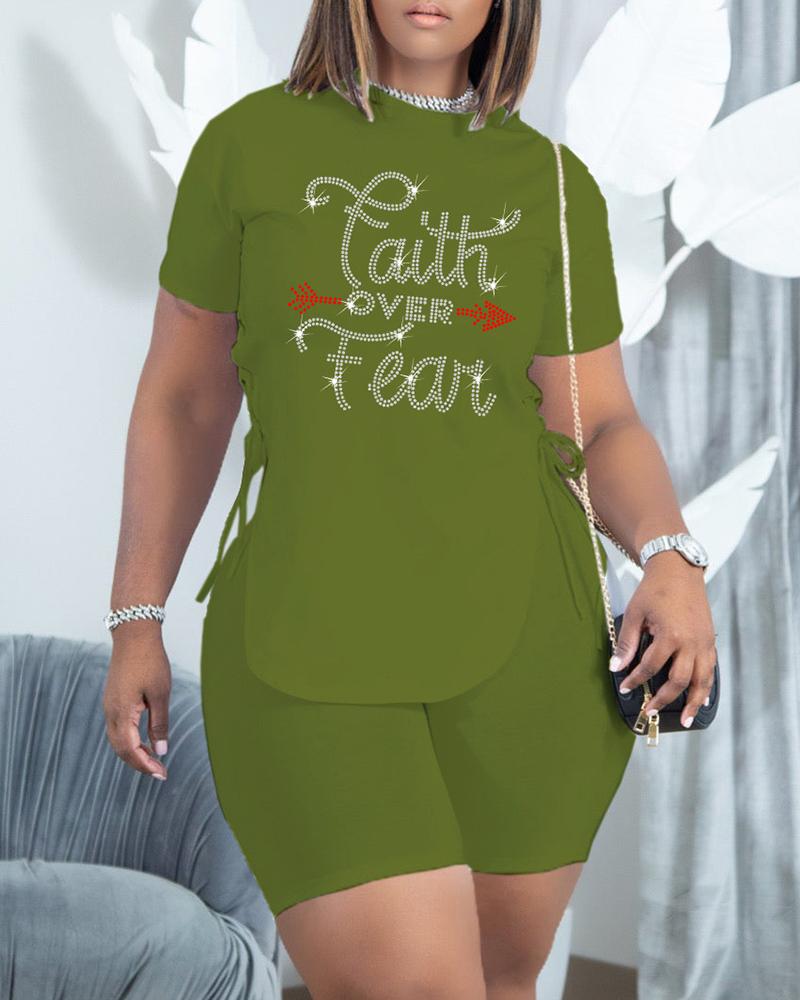 

Plus Size Rhinestone Love Letter Pattern Eyelet Lace-up T-shirt & Shorts Set, Green